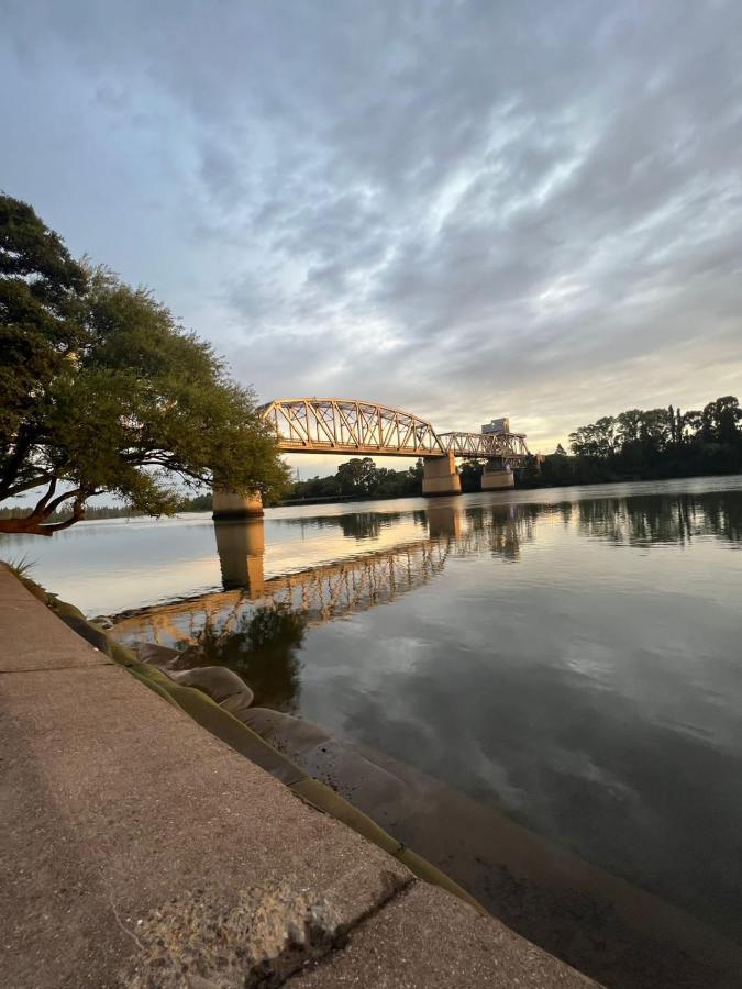 Duplex Boulevard Daire Viedma Dış mekan fotoğraf